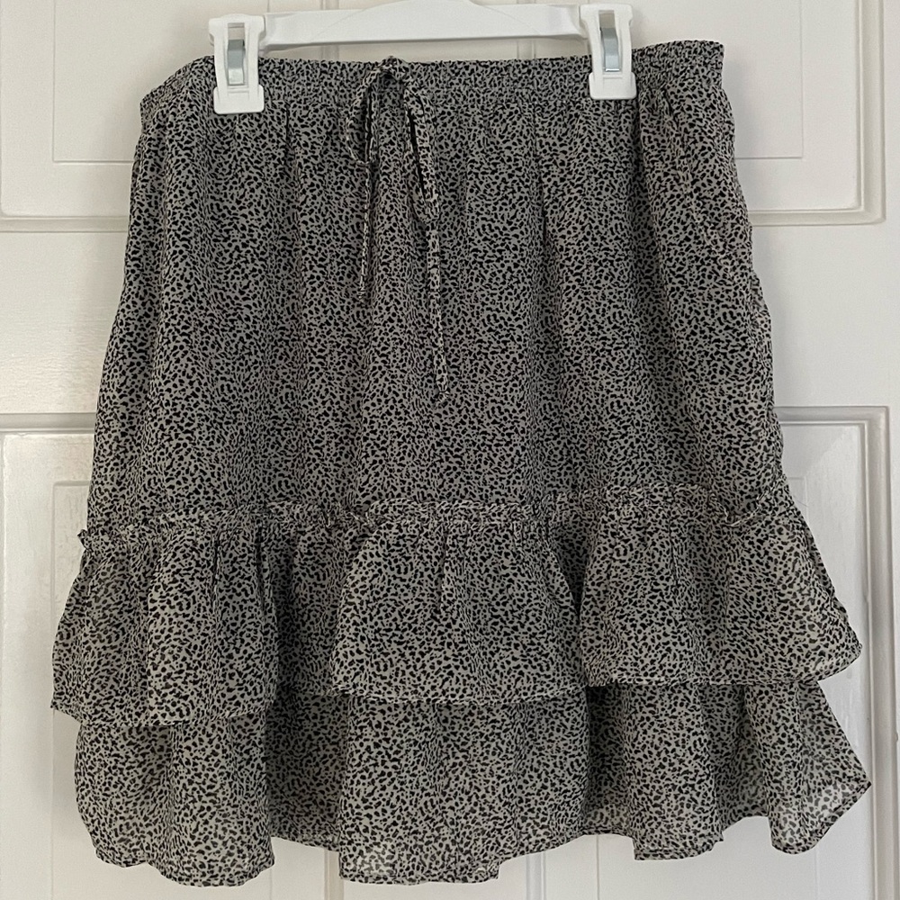 Black and White Sienna Sky Ruffle Skirt